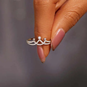 DAUGHTER STRAIGHTEN YOUR CROWN MINIMALIST CROWN RING