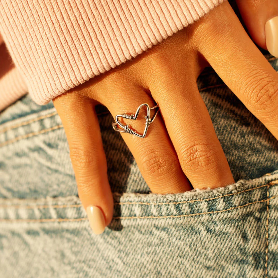 STERLING SILVER HEART WIRE RING