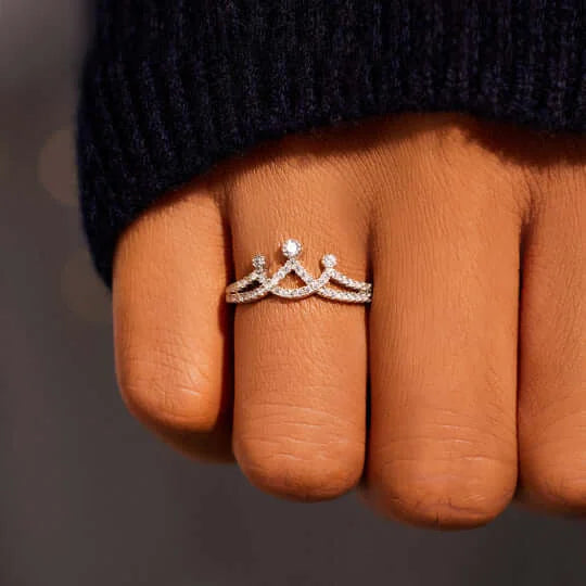 DAUGHTER STRAIGHTEN YOUR CROWN MINIMALIST CROWN RING