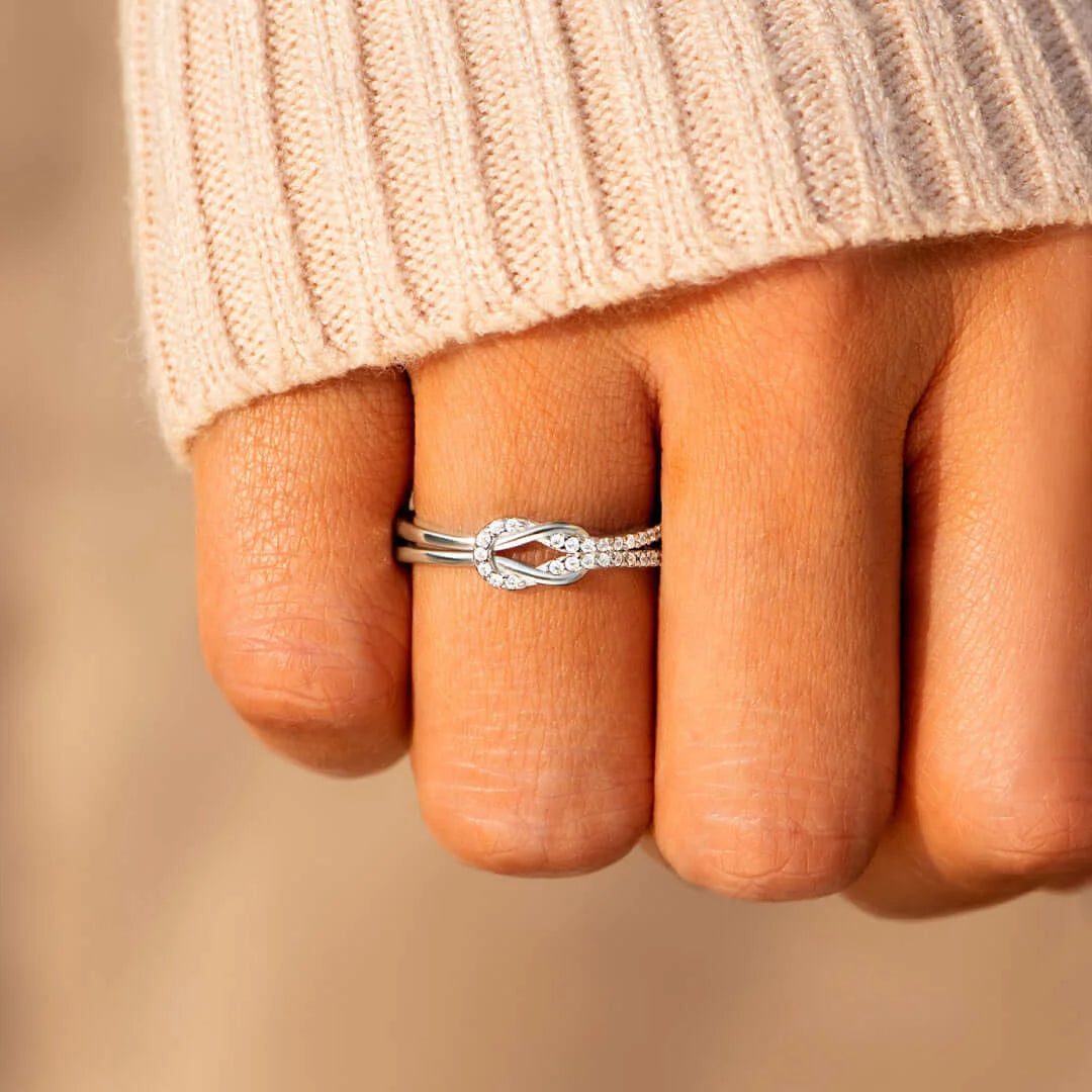 MOTHER & DAUGHTER RING - SQUARE KNOT RING